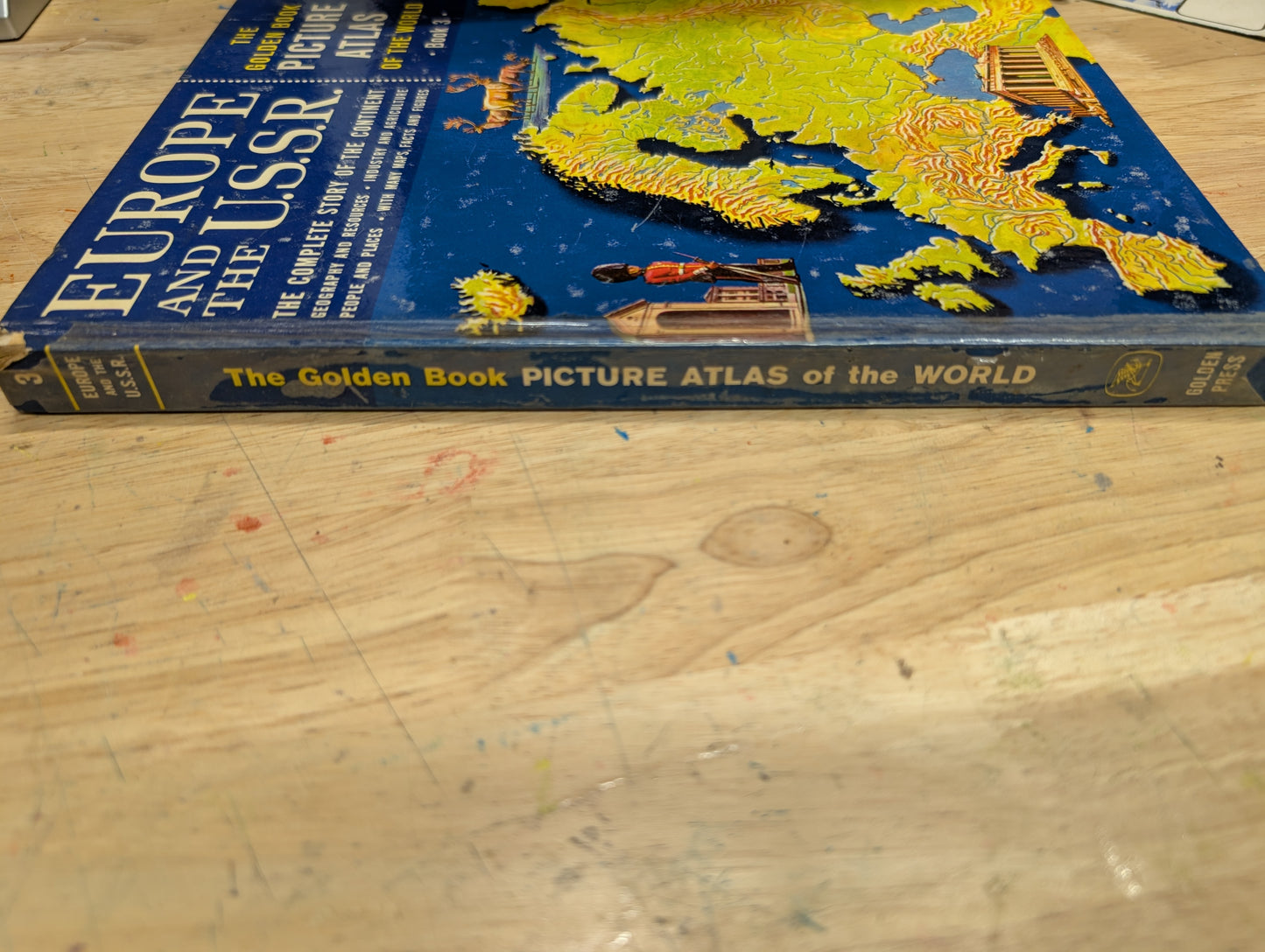 Europe and the USSR the golden book picture Atlas of the world book 3- 1960 vintage geography, European geography
