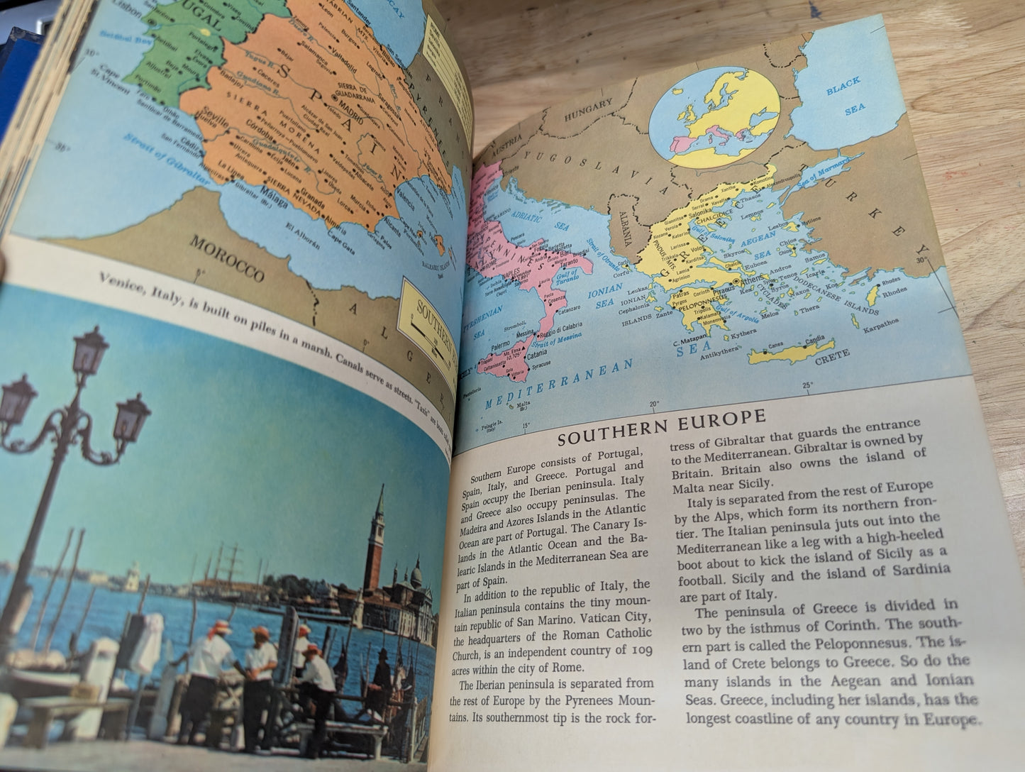 Europe and the USSR the golden book picture Atlas of the world book 3- 1960 vintage geography, European geography