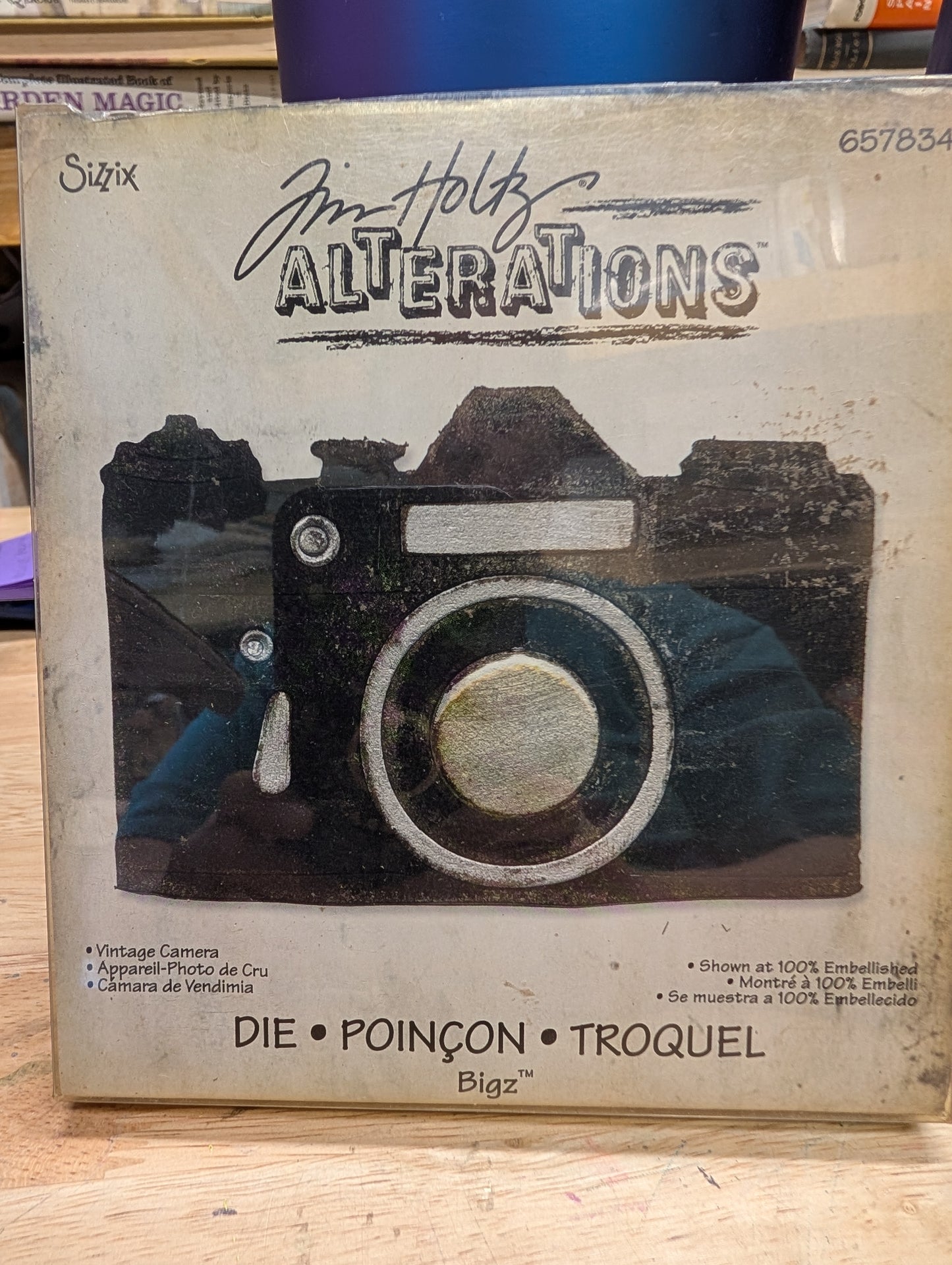 Tim Holtz Alterations Bigz Die Vintage Camera