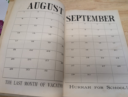 Good things for little ones. Illustrated good things for children. Antique book antique children's book