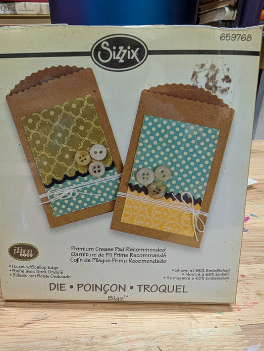 Sizzix Bigz Die Pocket w/Scallop Edge