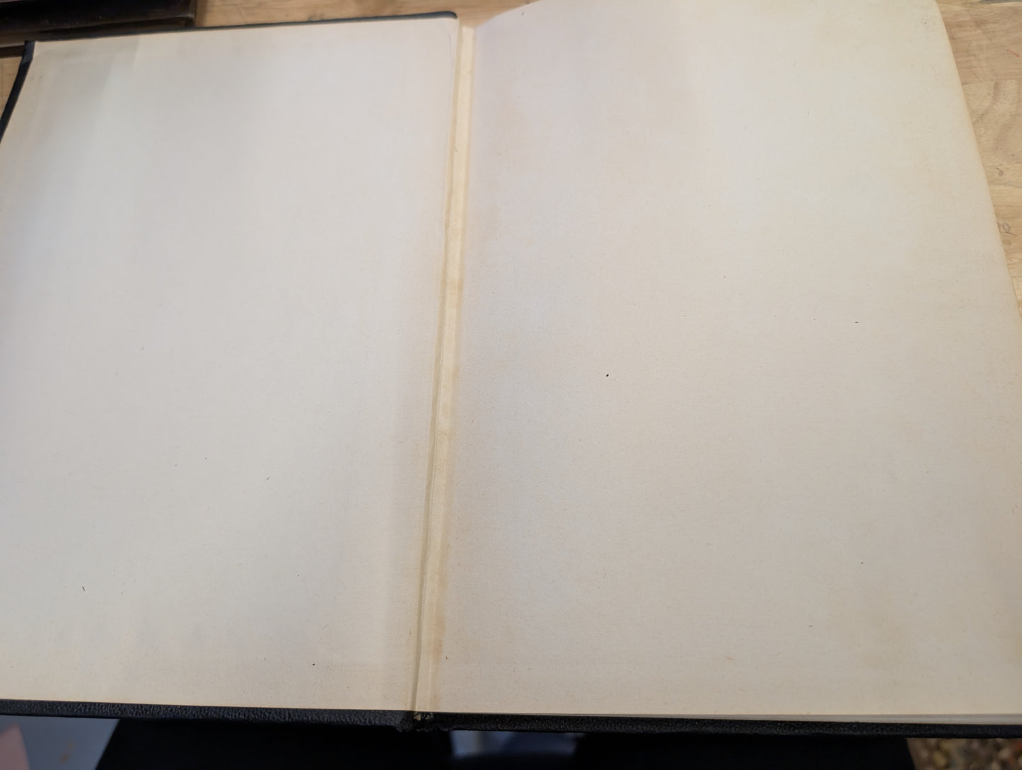 The 1946 cyclone grinnell college vintage yearbook grinnell, Iowa