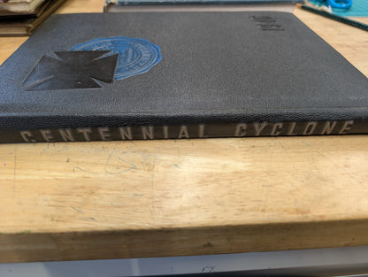 The 1946 cyclone grinnell college vintage yearbook grinnell, Iowa