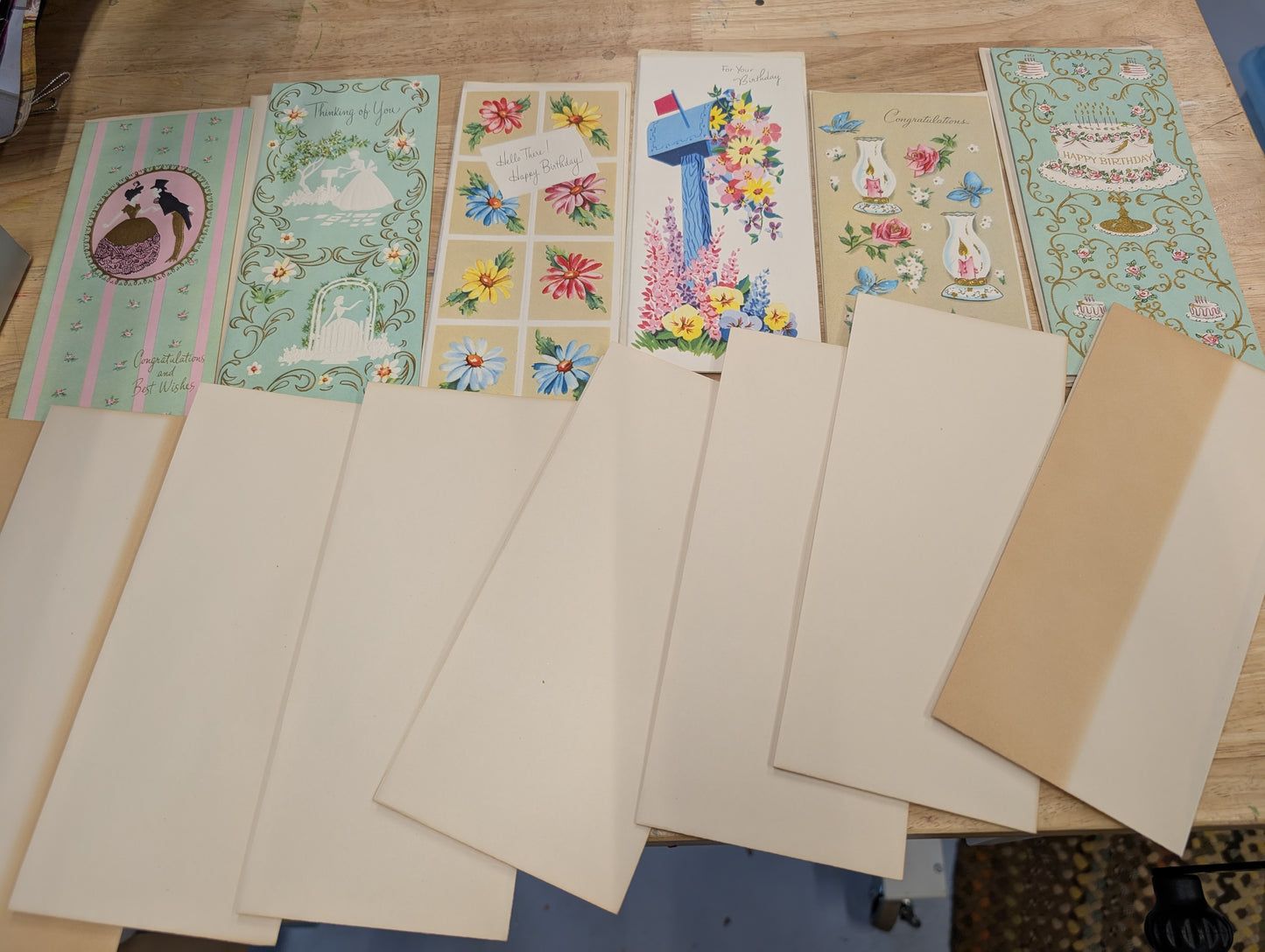 Set of 21 unused vintage greeting cards in original box