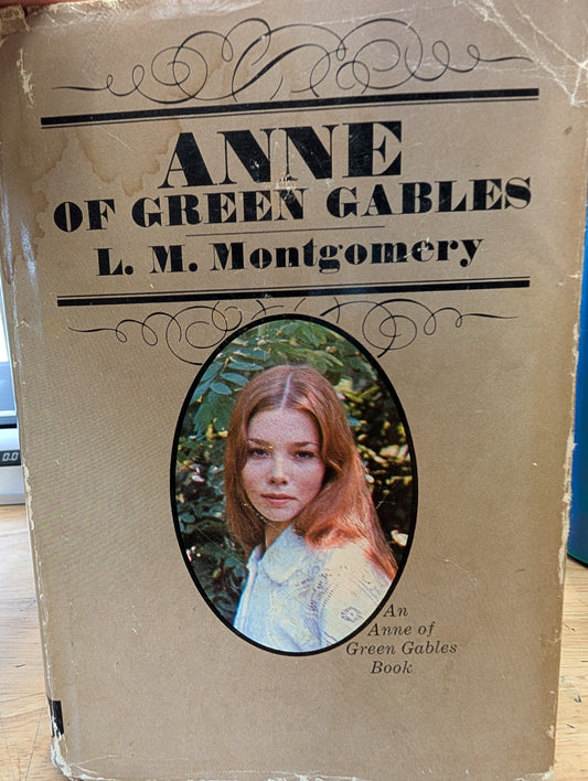 Anne of Green gables book 1972 edition Book 1 in Anne of Green gables series