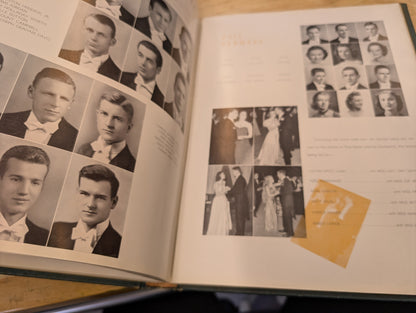 Yackety yack 1939 chapel Hill yearbook Vintage yearbook, North Carolina