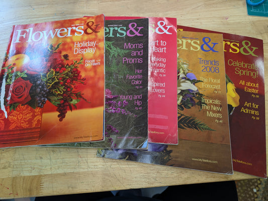 Lot of 5 flowers& magazine 2004 2007-2008