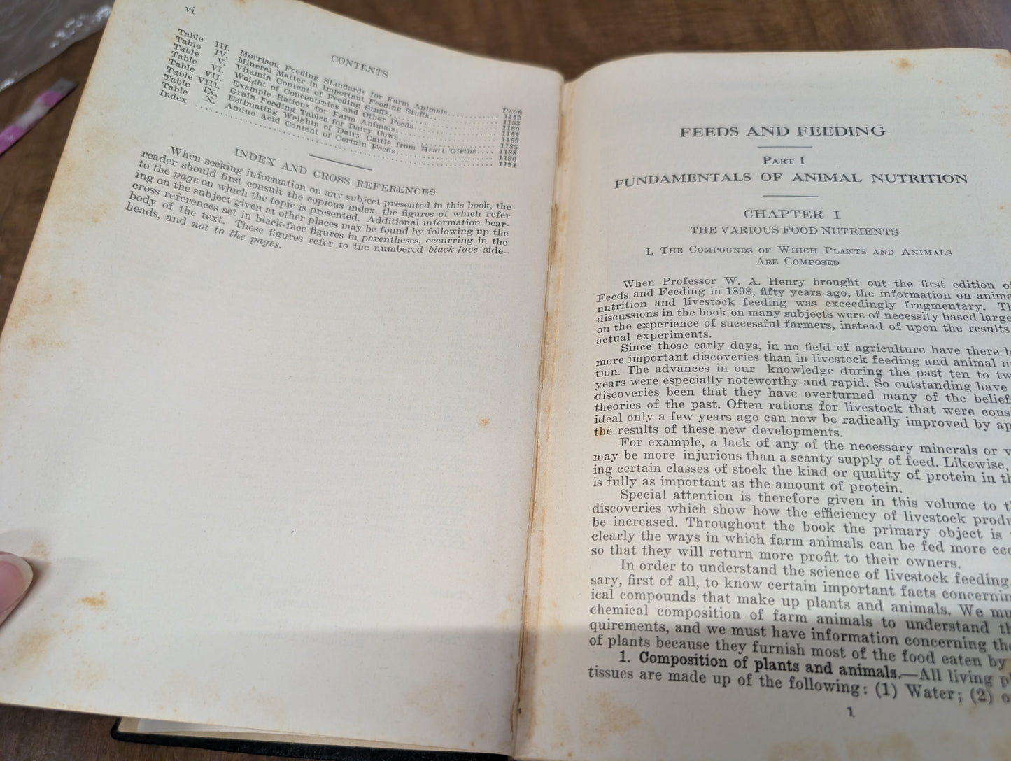 Feeds and feeding a handbook for the student and stockman by Frank b. Morrison 21st edition 50th anniversary 1948