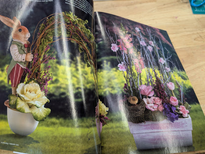 Lot of four flowers& magazine 2003. 2004, 2005