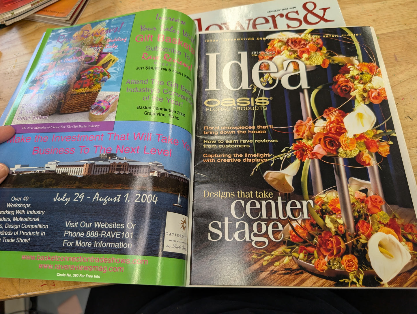 Lot of four flowers& magazine 2003. 2004, 2005
