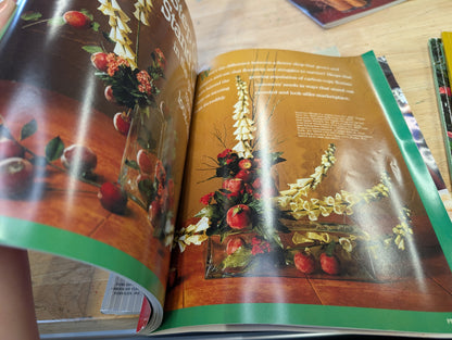 Professional floral designer magazine 1990s lot of four